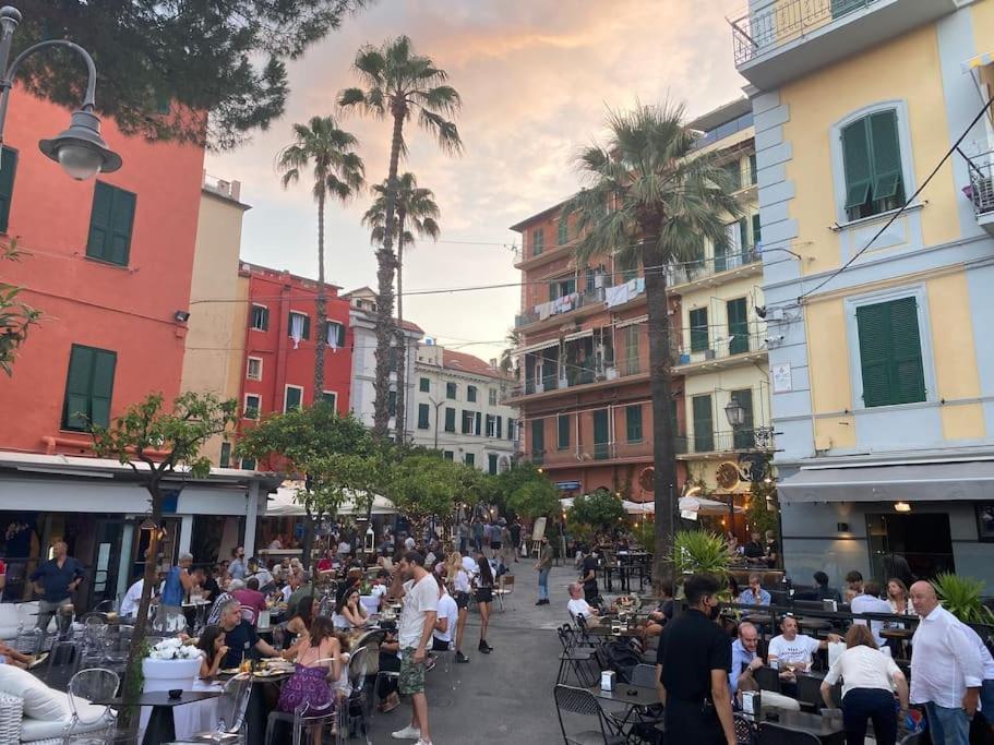 Appartamento Incantevole In Piazza Bresca, Sanremo Esterno foto